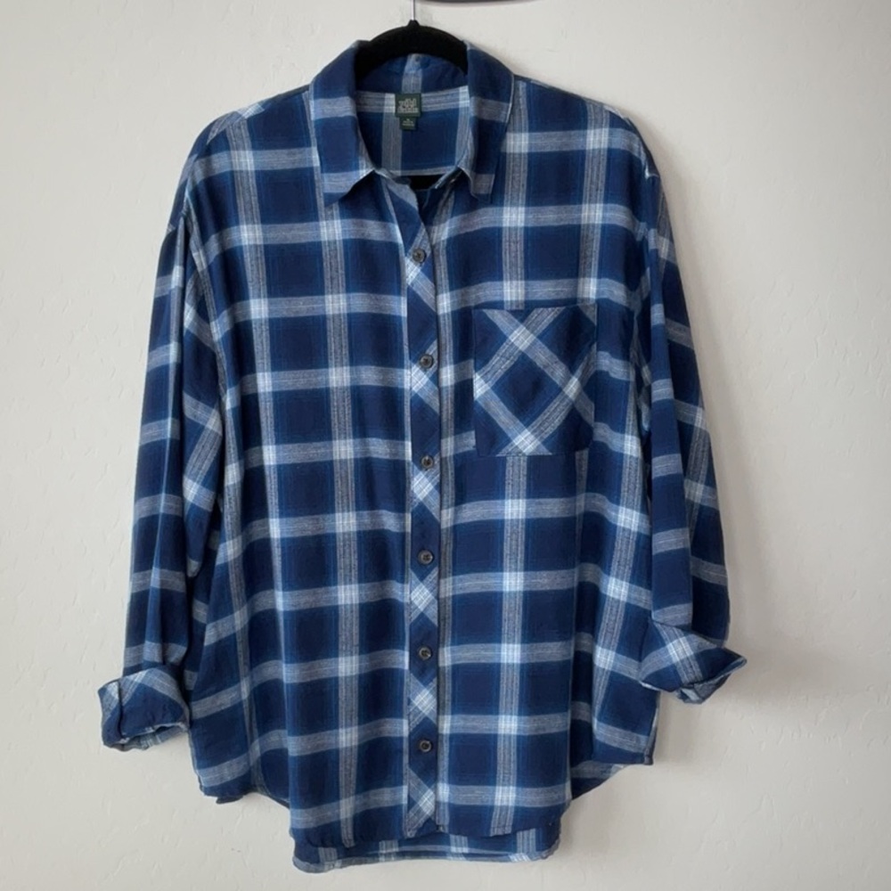 🌻 2/$8 Wild Fable Shacket Top